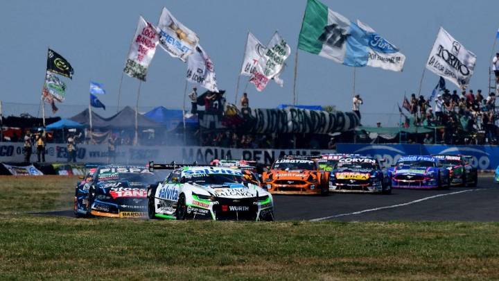 Paraná recibe la fiesta del Turismo Carretera en una fecha clave de la Copa de Oro y de Plata