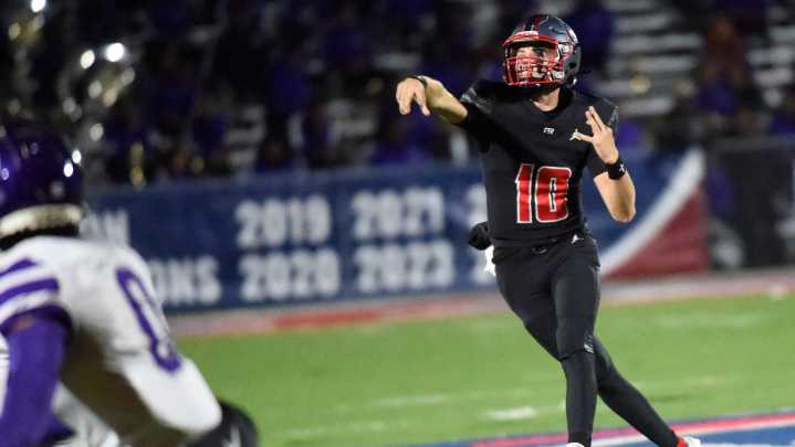 Live updates Round 3 of AHSAA football playoffs in Montgomery