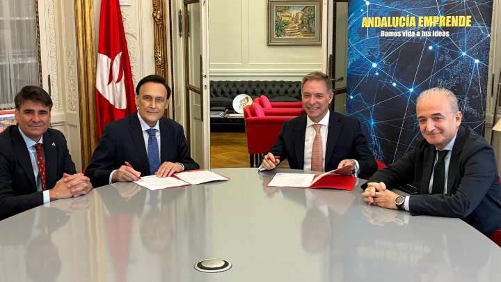 La Junta y el Banco Santander premian el talento universitario con 6.000 euros para proyectos emprendedores