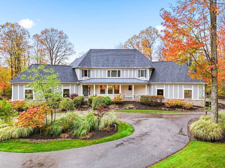 $1.2M Chagrin Falls property offers pond views, modern farmhouse style: House of the Week