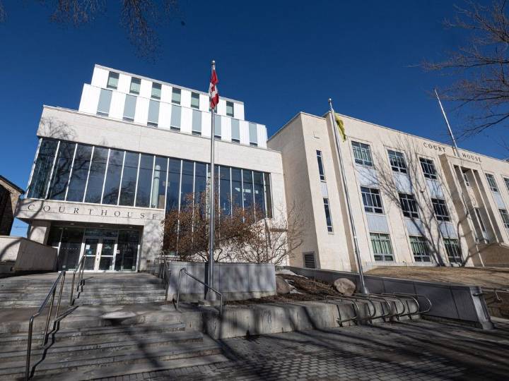 Former Saskatoon massage therapist Kenneth Braun on trial for sexual assault