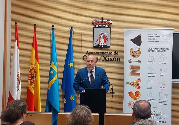 Emulsa pide la colaboración de los gijoneses para aumentar el reciclaje de residuos y «evitar sanciones europeas»