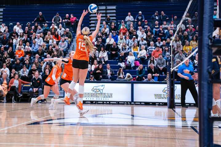 See 2025 Michigan high school volleyball playoff brackets heading into regional finals