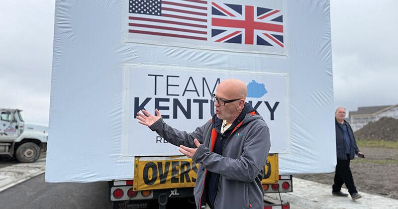 Officials welcome first modular homes to Skyview development