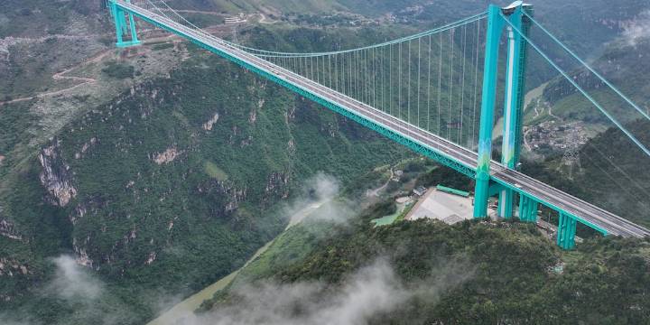 Este es el nuevo puente más alto del mundo: de 625 metros y con la capacidad de reducir un viaje de 2 horas a 2 minutos