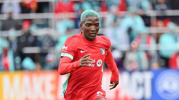 Kansas City's Temwa Chawinga wins 2nd straight NWSL MVP award