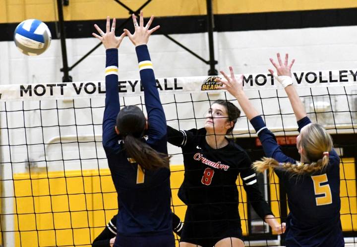 Quarterfinal nerves get to Lutheran Northwest in three