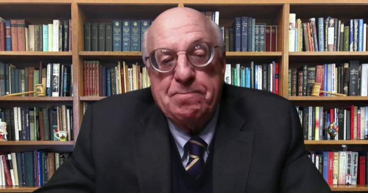 Reagan-appointed federal judge resigns: Judiciary has a ‘responsibility’ to check Trump