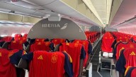 ¡Sorpresón de Iberia!: regala la nueva camiseta de España para el Mundial a los viajeros de un vuelo a México