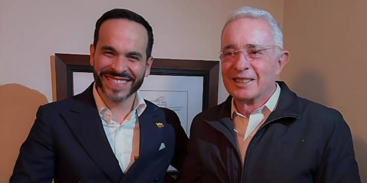 Abelardo de la Espriella habló de los desacuerdos que ha tenido con el expresidente, pero admitió que “Uribe es el mesías de la política”