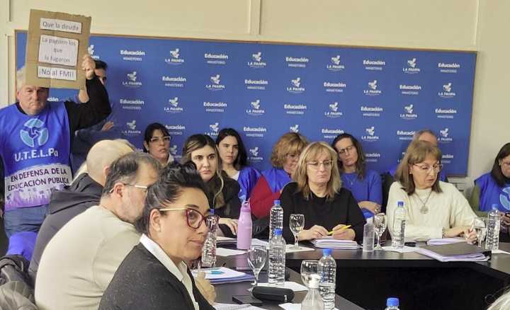 Salarios: el Gobierno provincial convocó a la paritaria