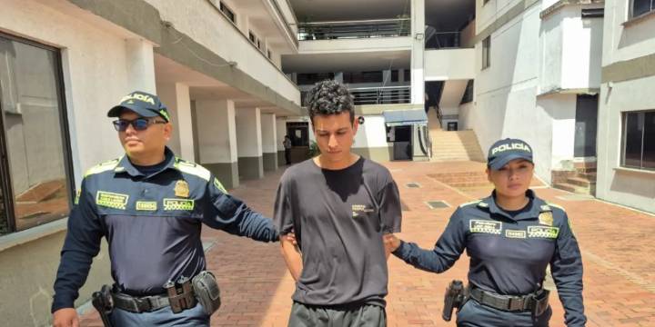 ‘El Flaco’, peligroso ladrón de cajeras en los supermercados D1 de Ibagué