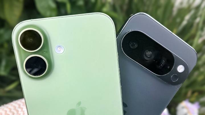 iPhone 17 vs Pixel 10 Pro shoot-out: Which camera phone zooms better?