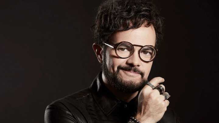 Aleks Syntek revela abuso sexual en su infancia y enfrenta crisis personal