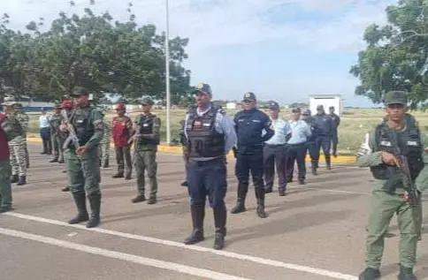 Fanb y órganos de seguridad se despliegan en Paraguaná