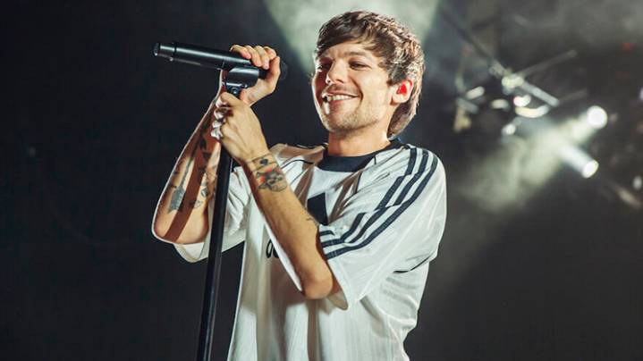 Louis Tomlinson asegura que su carrera es gracias a One Direction