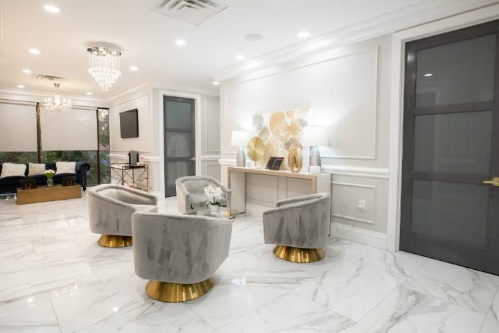 Houston’s Heights Plastic Surgery Offers Cosmetic Surgery in a Sophisticated and Comfortable Environment