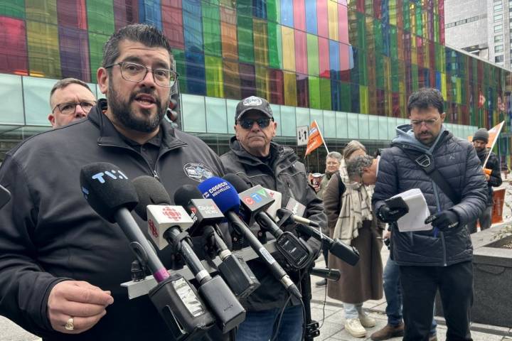 No buses or metros Saturday in Montreal because of transit strike