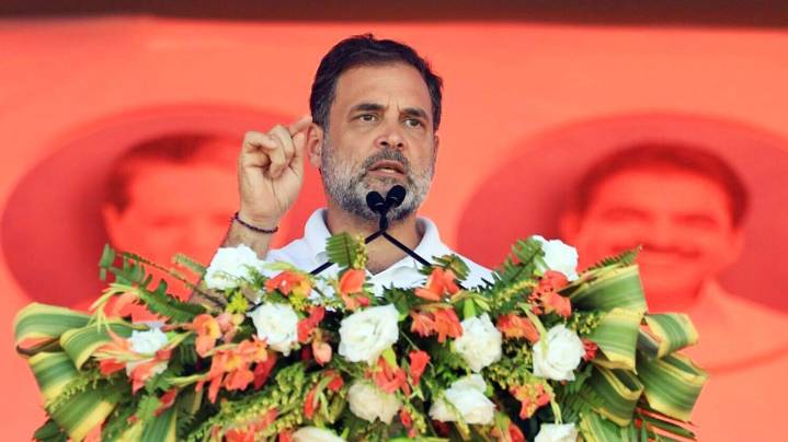 Over 270 ex-judges, armed forces officers slam Rahul's ‘impotent rage’, back EC