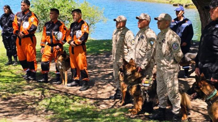 Certificaron binomios de búsqueda de personas en San Luis