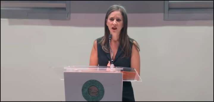 Mujeres acumulan lucha contra violencias, ahora también es digital, pero ni un paso atrás, ni en México ni en Argentina: MC