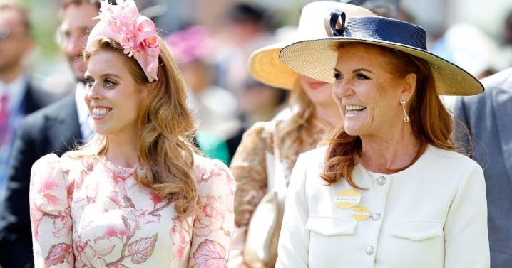 Sarah Ferguson 'makes bombshell U-turn' as she 'looks to Princess Beatrice for help' 