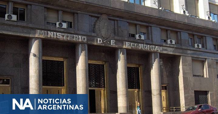 Caputo busca refinanciar vencimientos por $14.5 billones