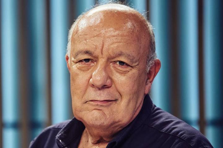 "Va a ser una bomba". Manuel Vicente: la carrera que no terminó, su paso por España y lo que se viene en la cuarta temporada de El encargado