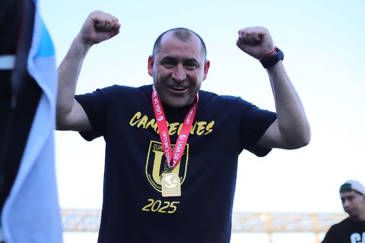 DT de U. de Concepción celebra el ascenso y lamenta el trato en el estadio de Copiapó: “Nuestras familias tuvieron problemas para entrar”