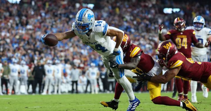 Lions storm past Commanders, hand Washington fifth straight defeat