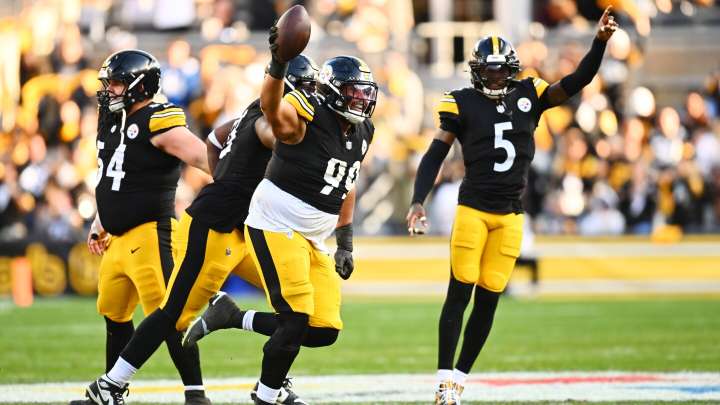 Colts' six turnovers hand Steelers a 27