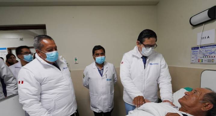 EsSalud realizará más de 8000 cirugías en noviembre y diciembre para reducir lista de espera últimas