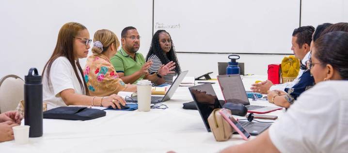 Grupo de profesores respalda elección de Leyton Barrios en rectoría de la Uniatlántico