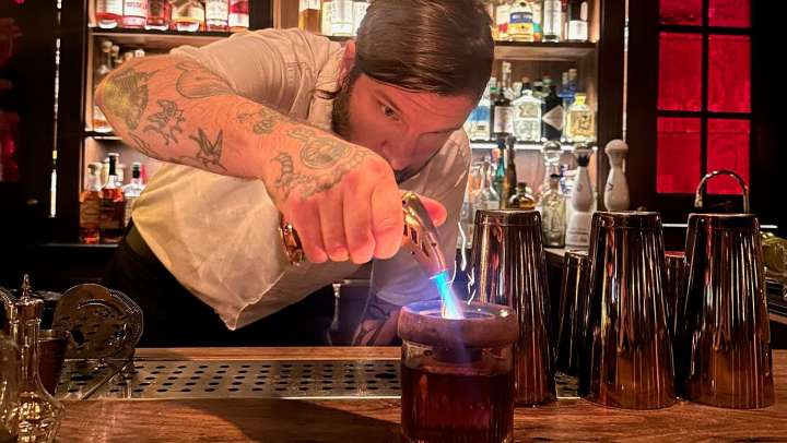 Tucked away: Metro Detroit's hidden lounges attract cocktail fans