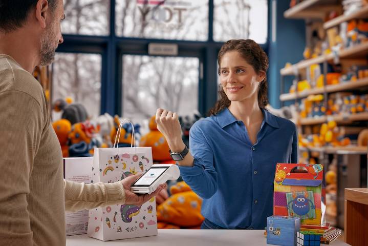 Fiserv, una cuestionada compañía de pagos, sufrió un desplome de sus acciones