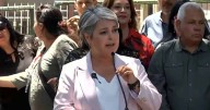 Elecciones 2025: Jara reitera crítica a vidrio blindado de Kast tras votar en Conchalí