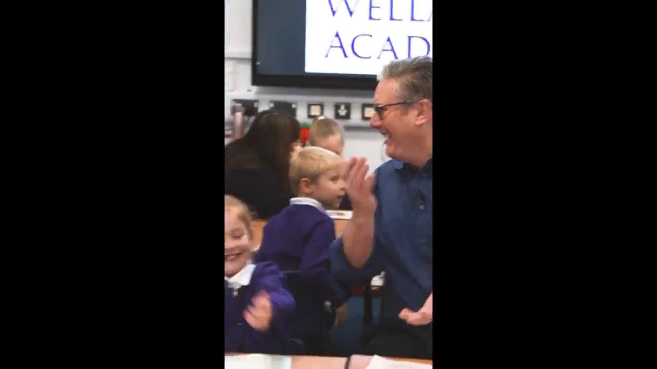 UK PM Keir Starmer apologizes after joining students in viral “6