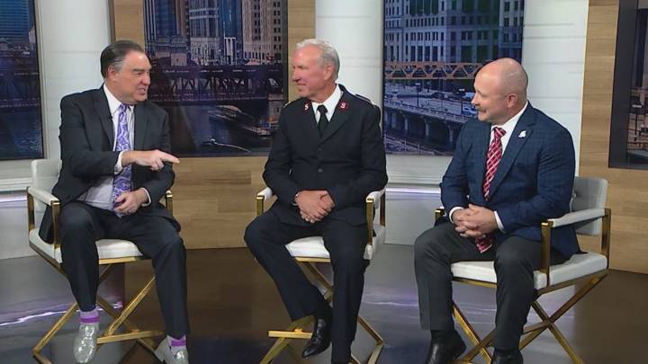 Chicago Wolves team up with The Salvation Army for 7th annual Red Kettle Game