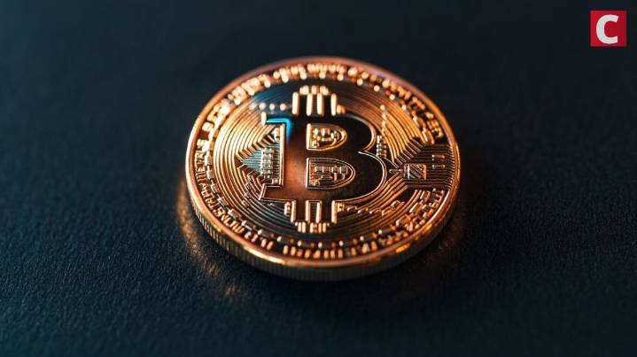 'Sell Bitcoin, Buy Gold,' Says Peter Schiff As BTC Price Drops to $92.5K