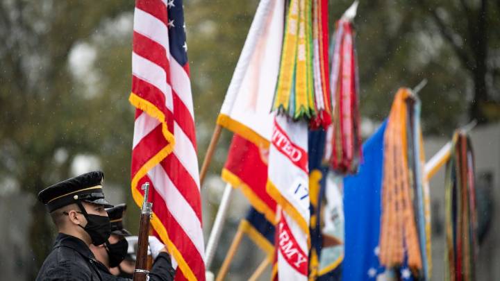 What is open and closed on Veterans Day in South Florida?