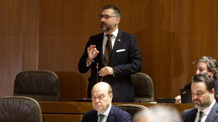 Fermín Civiac dimite como presidente de Vox en Huesca