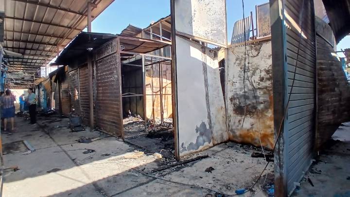 Piura: Comerciantes del Mercado Anexo refuerzan seguridad contra incendios