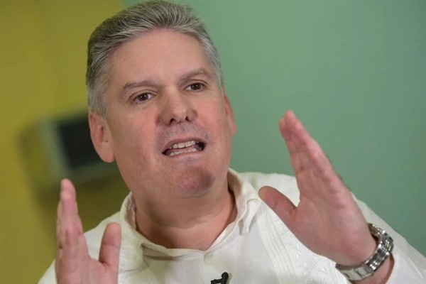 Imputan a ex Ministro cubano por 'espionaje'