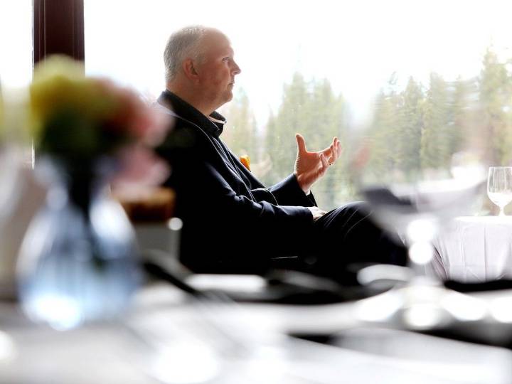 After the fire: Jasper Park Lodge boss gets global recognition