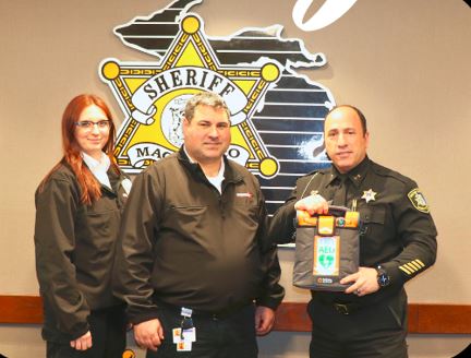 Medstar Ambulance donates AED to Macomb County Sheriff’s Office