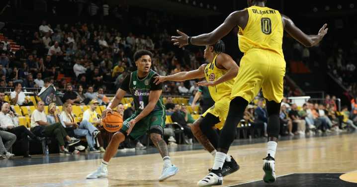 Xavier Castañeda, síntomas de salida