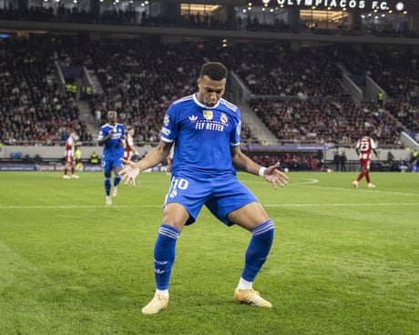 Champions League roundup: Mbappé hits four at Olympiakos, Atlético stun Inter