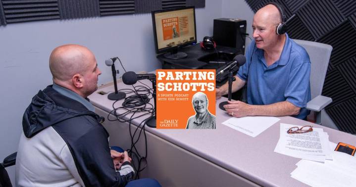 The Parting Schotts Podcast: Union men's hockey coach Hauge reviews Clarkson-St. Lawrence games, previews UMass Lowell