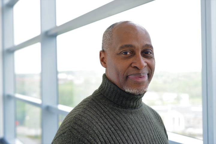 Cambridge coffee shop accused of denying service to Black journalist over mistaken identity