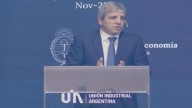 Buena performance de Luis Caputo en la UIA: “La Unión Industrial Argentina aplaude el pragmatismo”